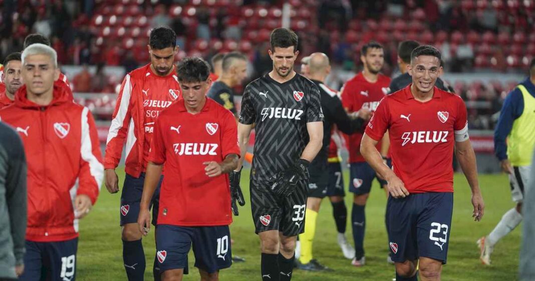 asi-esta-la-tabla-de-la-copa-de-la-liga:-newell’s-saco-a-boca-del-top-4,-river-adentro-y-los-de-avellaneda-(casi-afuera)-prenden-velas