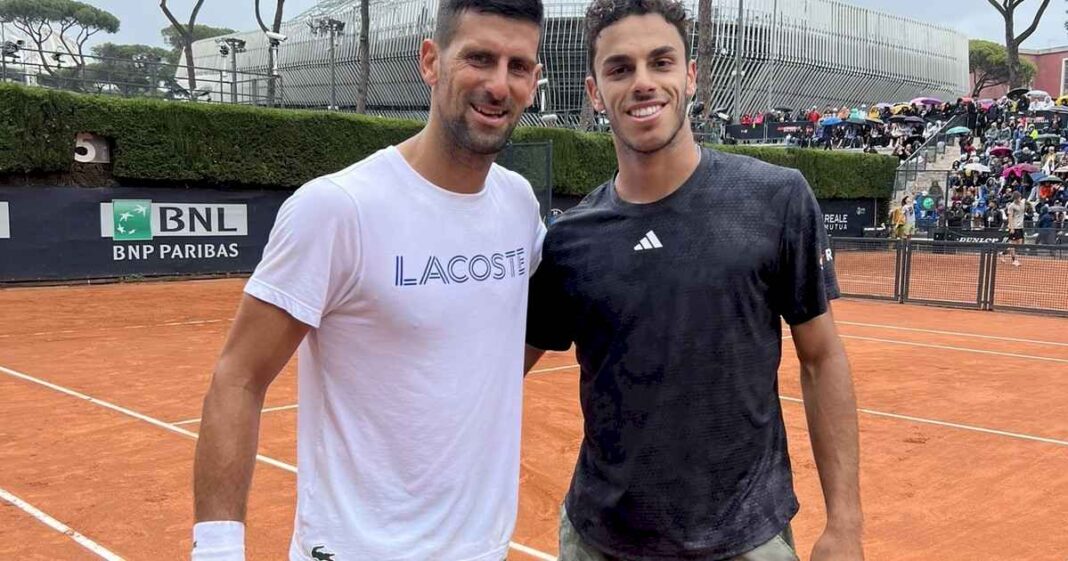 roland-garros,-dia-9:-cerundolo-se-la-juega-ante-un-djokovic-que-no-quiere-perder-el-1-del-mundo-mientras-va-por-mas-records