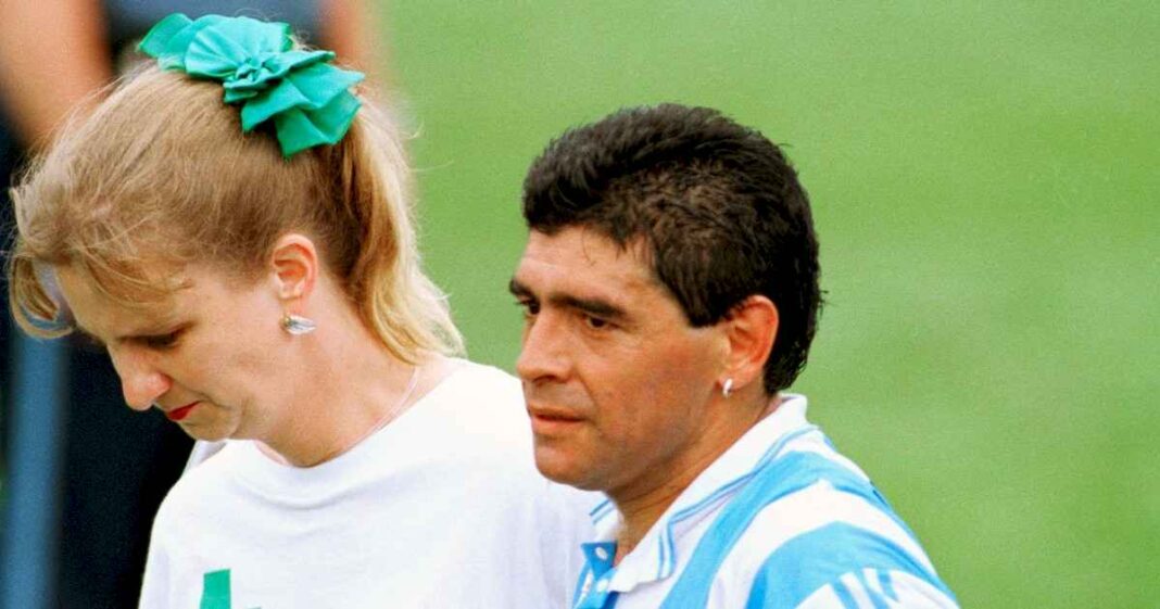 asi-esta-hoy-sue-carpenter,-la-enfermera-que-retiro-a-diego-maradona-en-el-mundial-1994