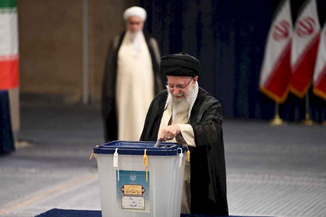sin-favoritos-tras-la-muerte-de-raisi,-iran-voto-a-su-nuevo-presidente