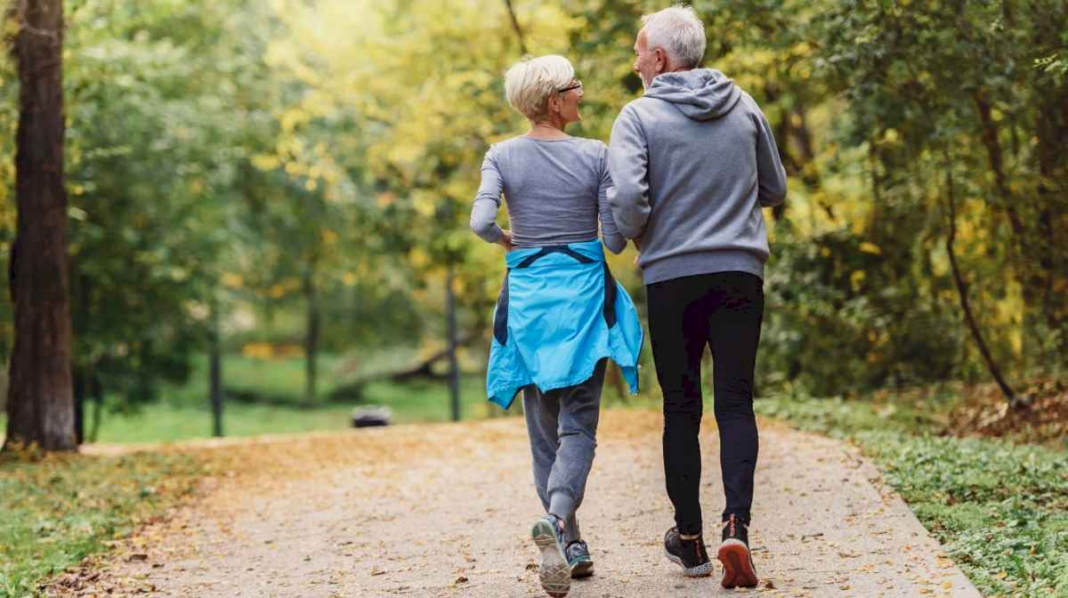 cuanto-tiempo-recomiendan-caminar-segun-la-edad-para-mantener-una-buena-salud