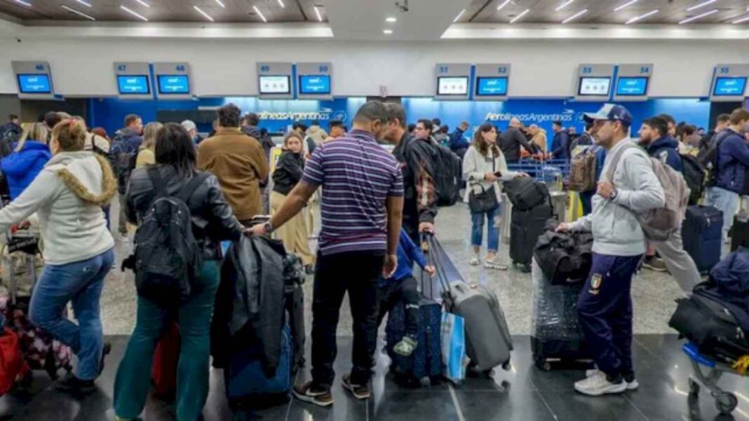 el-gobierno-acuso-a-pilotos-de-aerolineas-argentinas-de-buscar-fundir-la-empresa