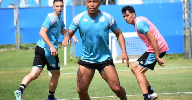 Con nuevo look, Roger Martínez sumó otra buena noticia al momento de Racing