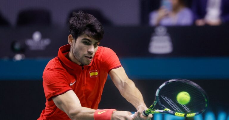 Nadal y Alcaraz en la Copa Davis hoy, en directo: Países Bajos se lleva el primer set en los dobles ante Carlitos y Granollers