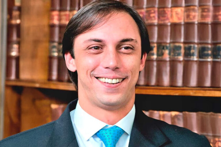 El Gobierno designó a Santiago Castro Videla como nuevo procurador del Tesoro