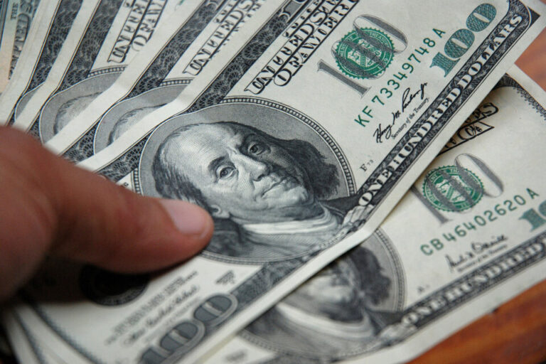 Dólar blue, dólar hoy: a cuánto cotizan el miércoles 19 de marzo de 2025