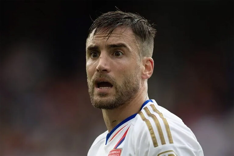 Olympique de Lyon descendió de categoría por problemas económicos