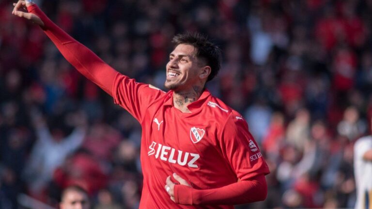 Kevin Lomónaco y su futuro: «Mi cabeza está en Independiente»