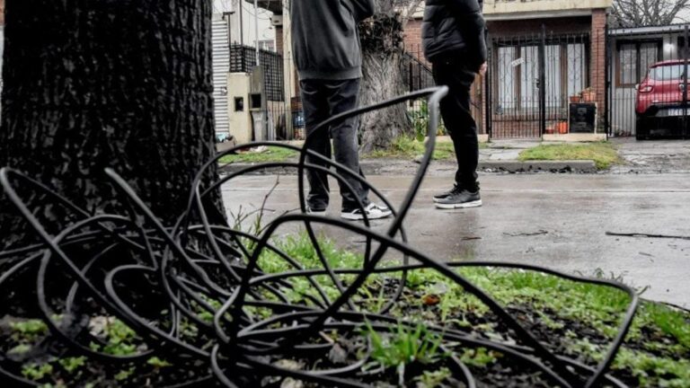 Mar del Plata: creen que el cable que decapitó a un motociclista fue puesto con fines de robo