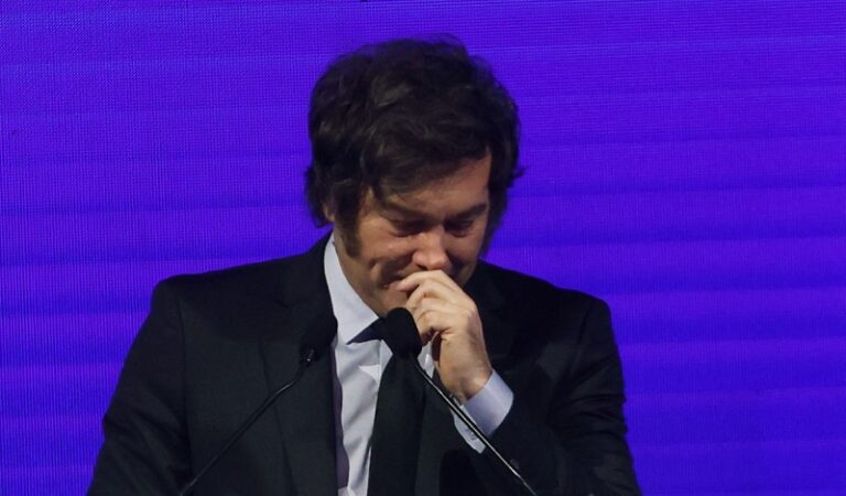 Mekorot ahora se despega de la compra de AySA y deja en ridículo a Milei