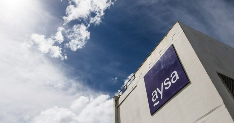 AySA. El gobierno avanza en su privatización