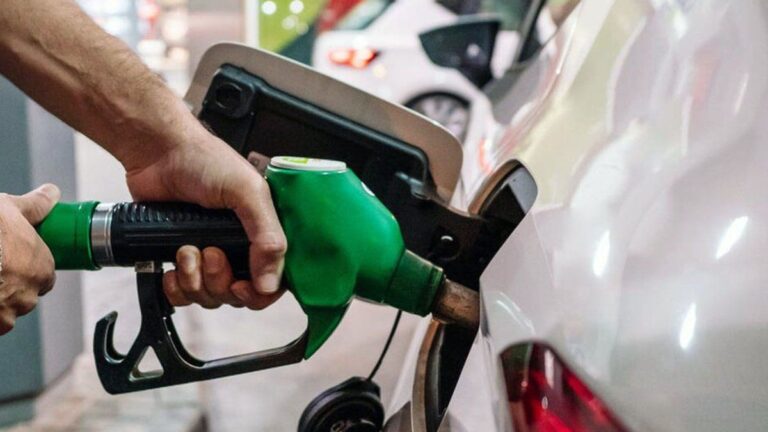 Es oficial la suba de impuestos a los combustibles: aumenta la nafta?