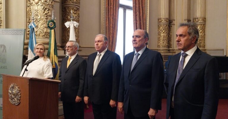 El embajador de Lula en la Argentina llamó a estrechar las relaciones «más allá de las diferencias circunstanciales»