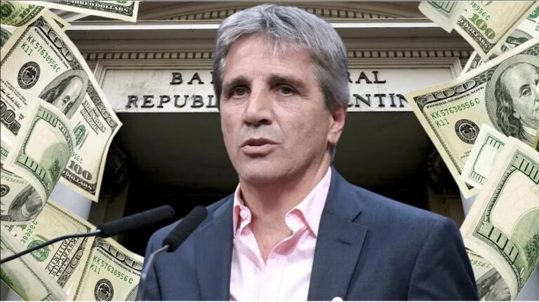 El Banco Central vendió reservas para intervenir el dólar: el plan de Milei y Caputo en crisis
