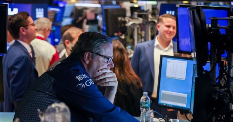 Las acciones argentinas suben hasta 6% en EE.UU. con el dólar en el techo y las retenciones 0 para el campo