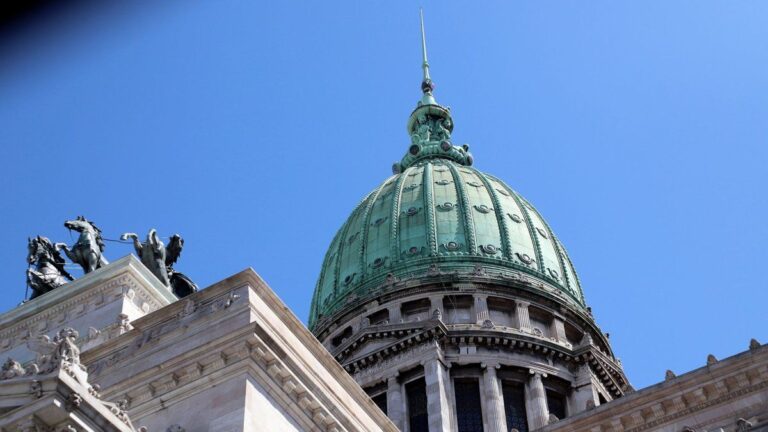 El Gobierno enviará un paquete de leyes al Congreso con foco en seguridad, propiedad privada y ajuste del gasto