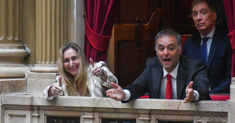 Adorni debutará en Diputados el 29/4 con presión opositora