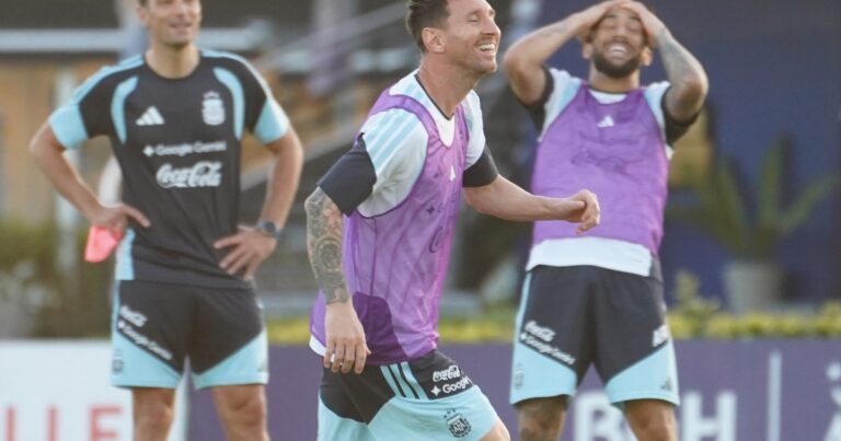 Scaloni define equipo ante dudas físicas de dos campeones