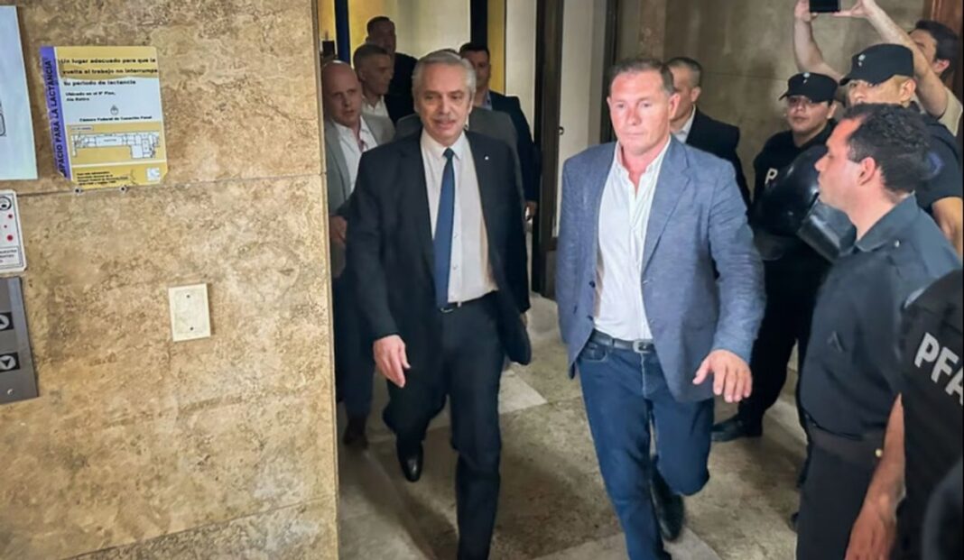 Alberto Fernández comparte mensaje por el cumpleaños de su hijo Francisco.