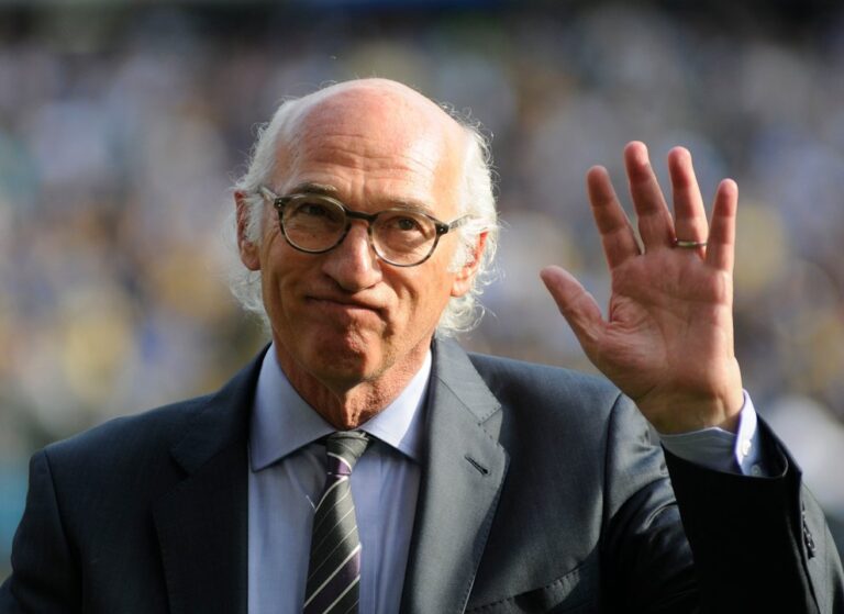 Carlos Bianchi durante su etapa como entrenador de Boca Juniors