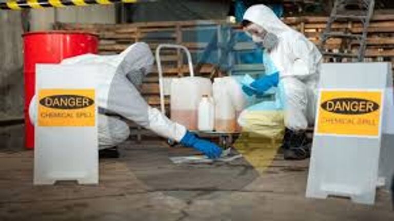 Planta química Catalyst Refiners en Virginia Occidental