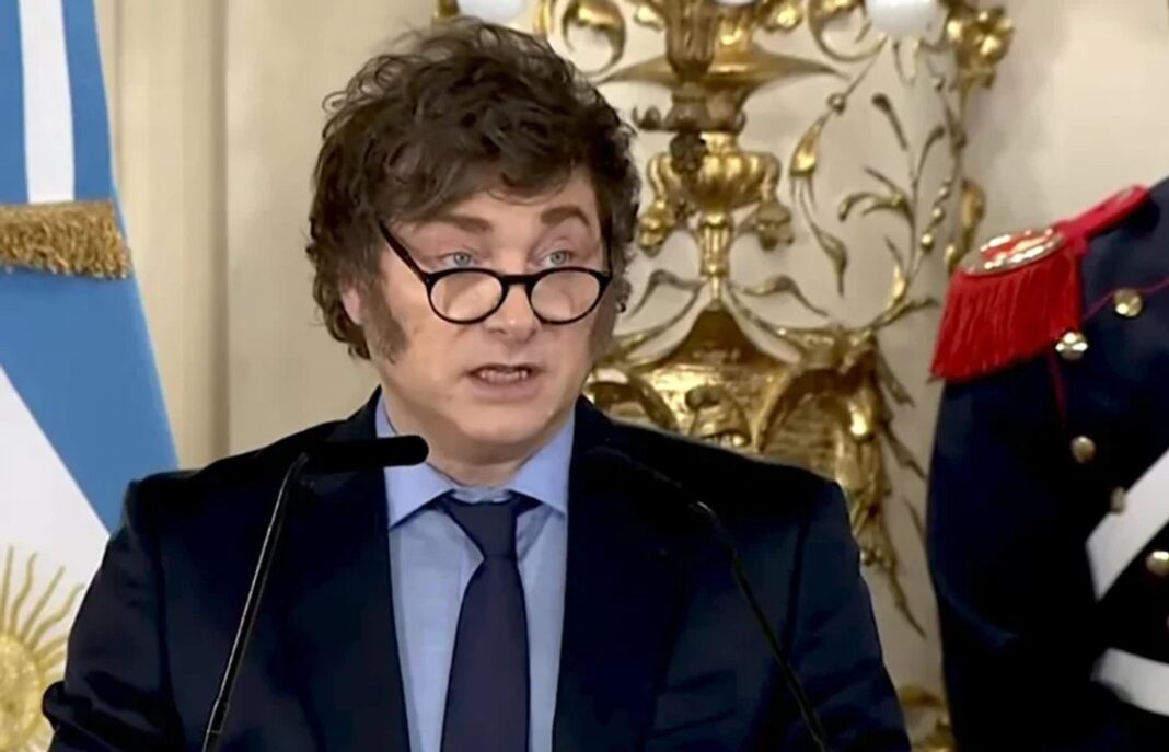 Javier Milei y Manuel Adorni en el Congreso durante la sesión del 29 de abril de 2026