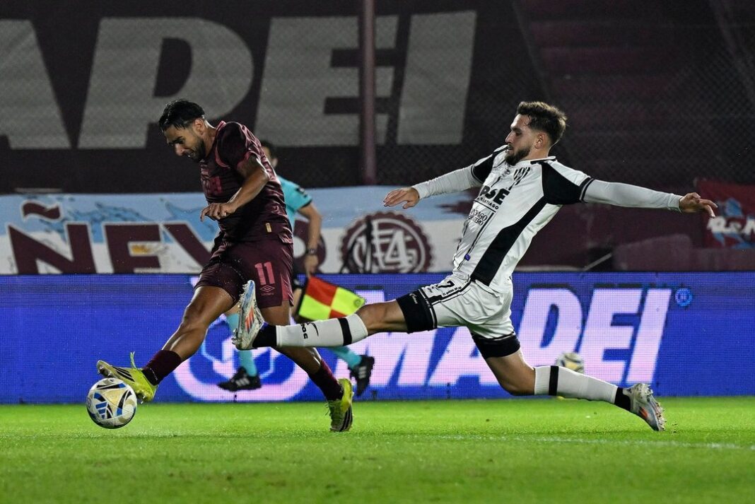Partido Lanús vs Central Córdoba por el Torneo Apertura 2026 en el estadio Néstor Díaz Pérez