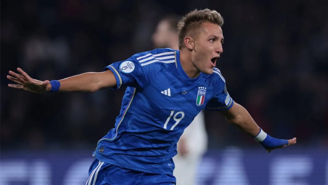 Mateo Retegui, delantero de Al-Qadisiyah, durante un partido de la Saudi Pro League.