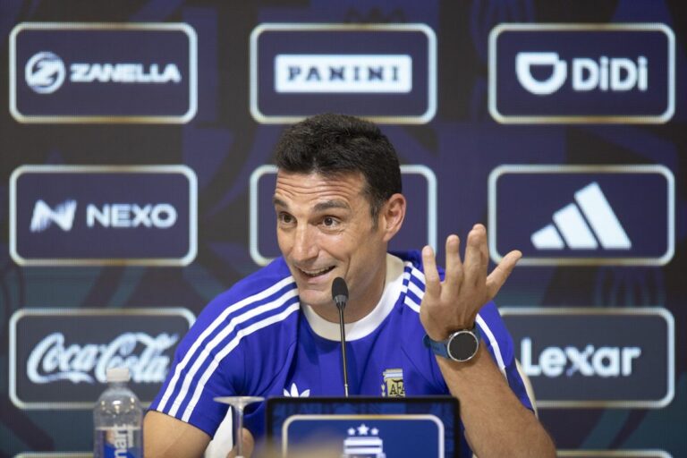 Plantel de la Selección Argentina de fútbol en un entrenamiento