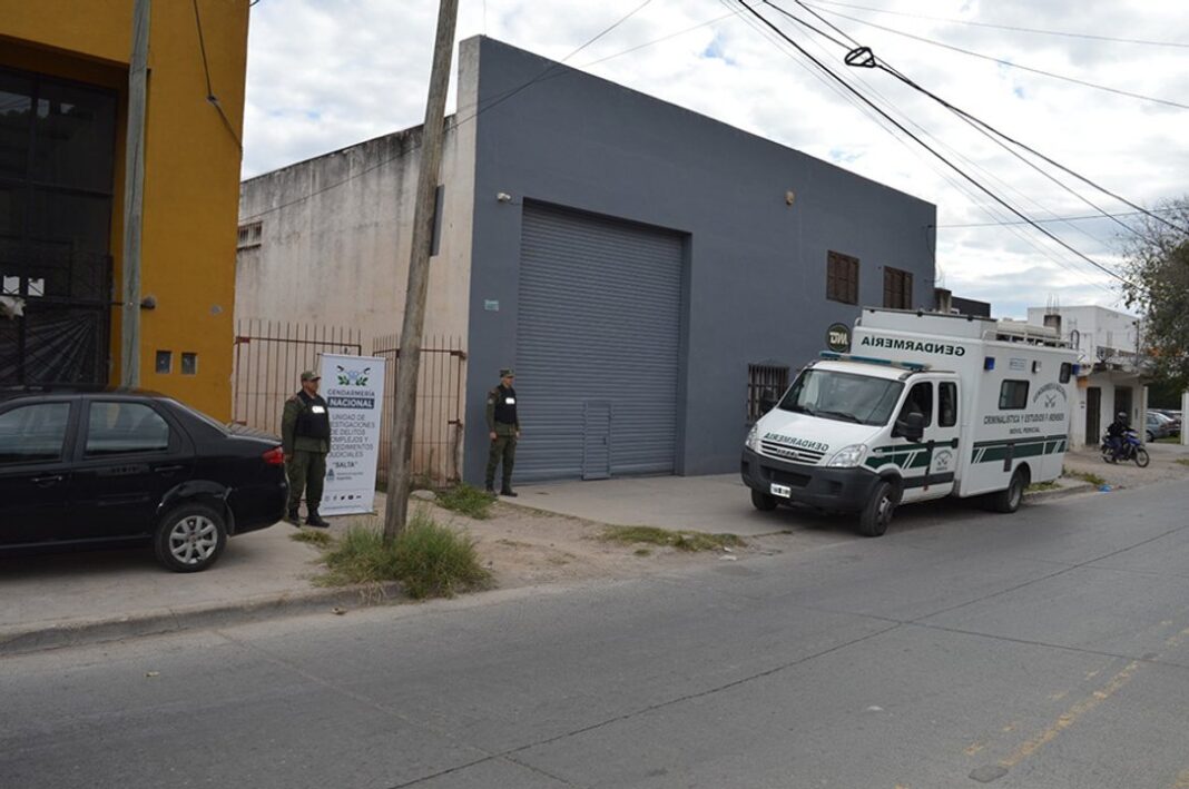 Ilustración genérica representando el concepto de justicia y lucha contra la trata de personas.