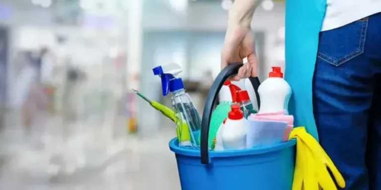 Productos de limpieza marca Maxus prohibidos por la Anmat