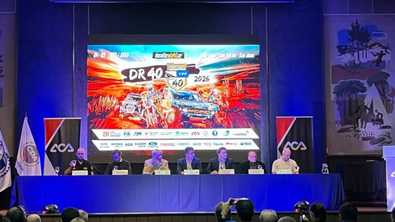 Presentación del Desafío Ruta 40 YPF 2026 en el salón de actos del Automóvil Club Argentino