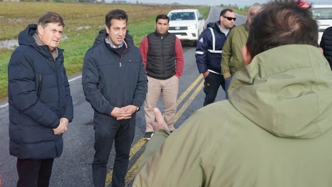 Reunión de intendentes de Necochea y San Cayetano con autoridades provinciales por problemas hídricos