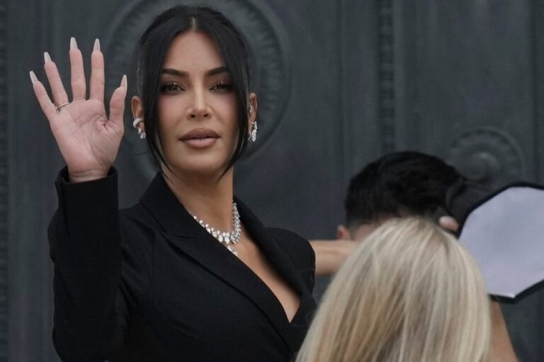 Kim Kardashian en un evento público