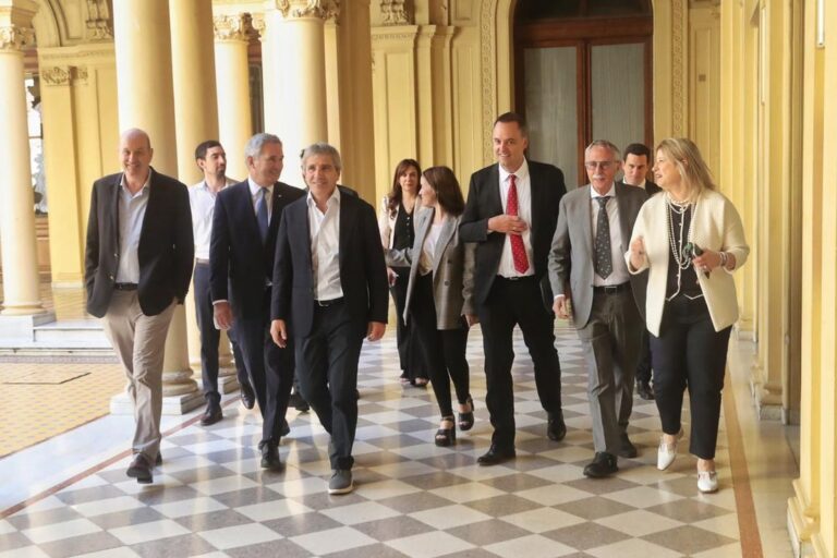Reunión de Gabinete en Casa Rosada con Javier Milei y Manuel Adorni
