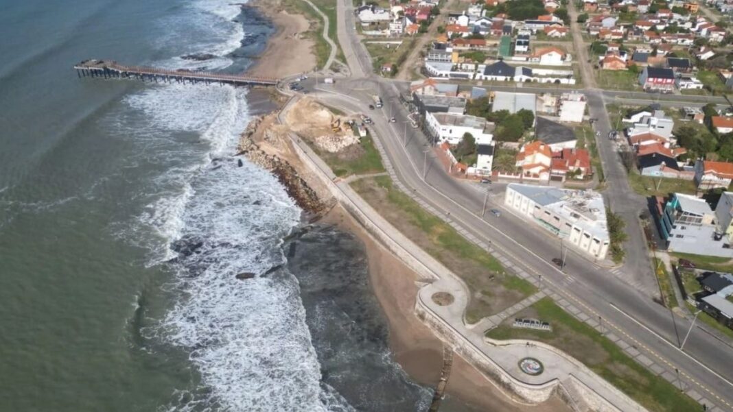 Cartel de recompensa del Ministerio de Seguridad por el caso de violación en Miramar