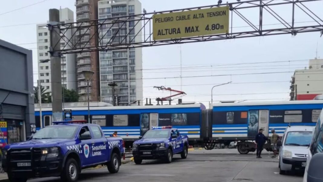 Vías del tren Roca en Lomas de Zamora, lugar del accidente