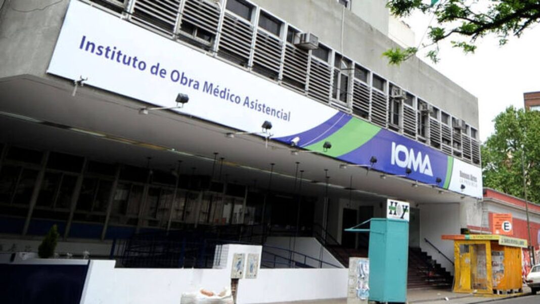 Fachada del edificio del IOMA en la provincia de Buenos Aires