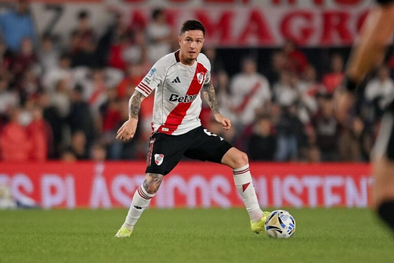 Estadio Monumental lleno durante un partido de River Plate