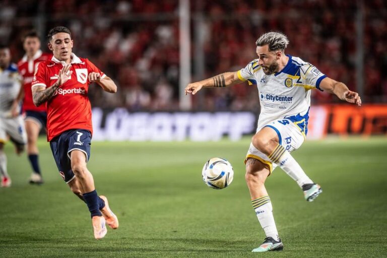 Estadio Gigante de Arroyito durante un partido de Rosario Central
