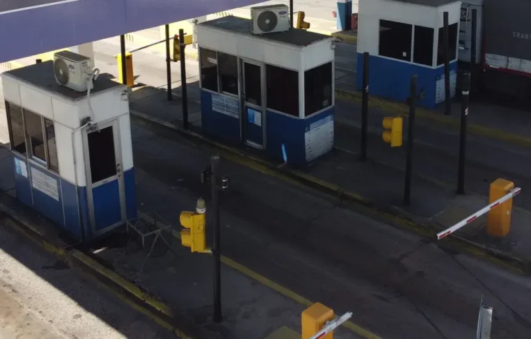 Estación de peaje de Hinojo en la ruta nacional 226, partido de Olavarría
