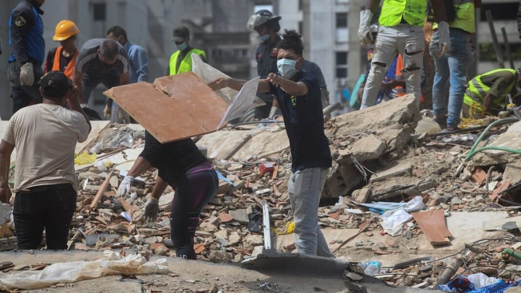 Edificios destruidos tras terremotos en Venezuela