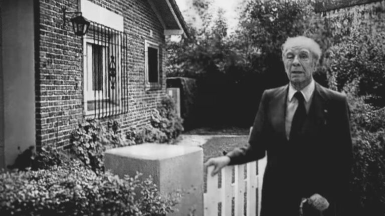 Fachada de la Casa Borges en Adrogué