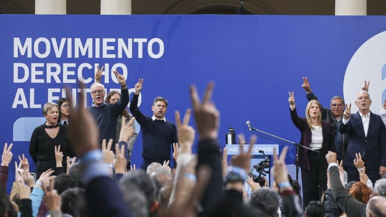 Axel Kicillof en un acto político