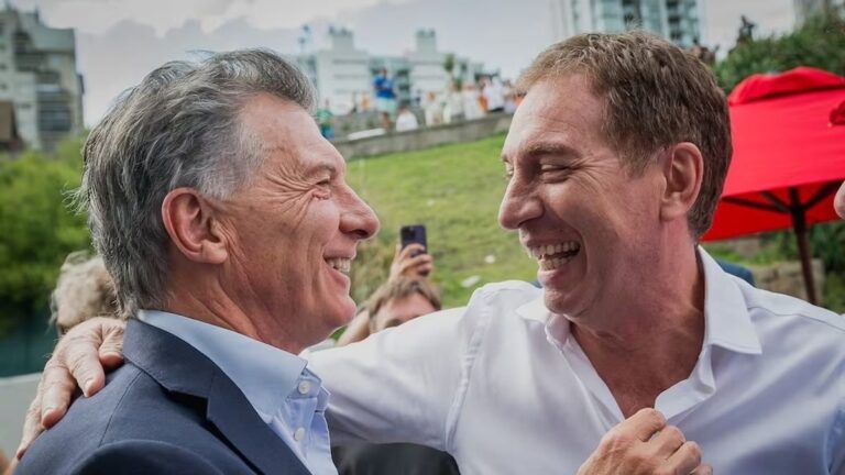 Mauricio Macri y Diego Santilli en un encuentro