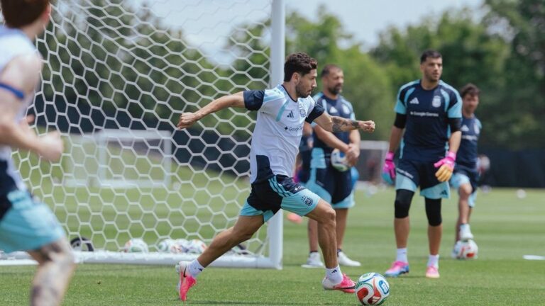 Jugadores de la selección argentina durante el partido ante Jordania en el Mundial 2026