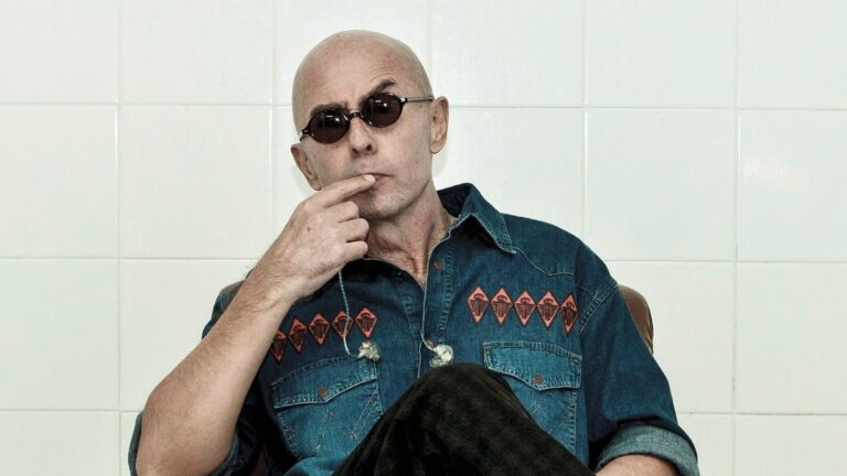 Carlos Alberto Indio Solari en un recital