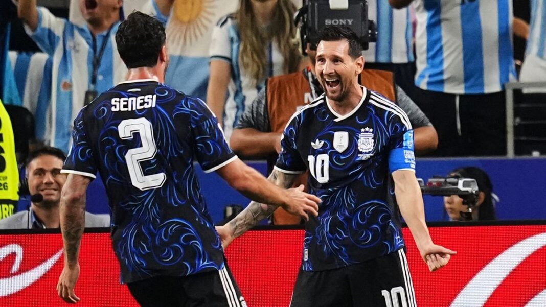 Jugadores de la Selección argentina celebrando un gol en el Mundial