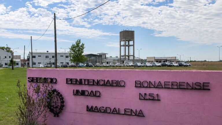 Fachada de la Unidad Penitenciaria N°51 de Magdalena
