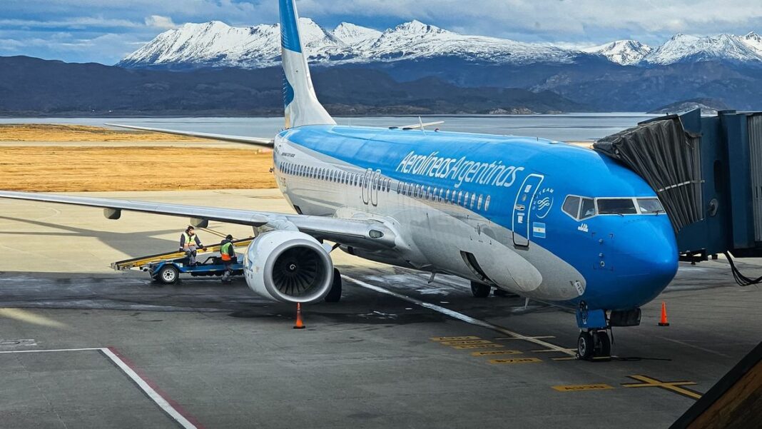 Avión en aeropuerto